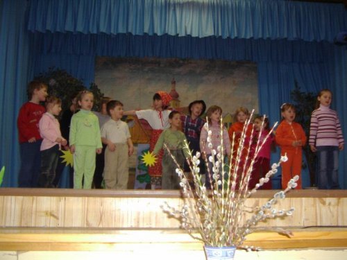 Hraje celá dědina aneb S veselou myslí na nesmysly. - 18.3.2006